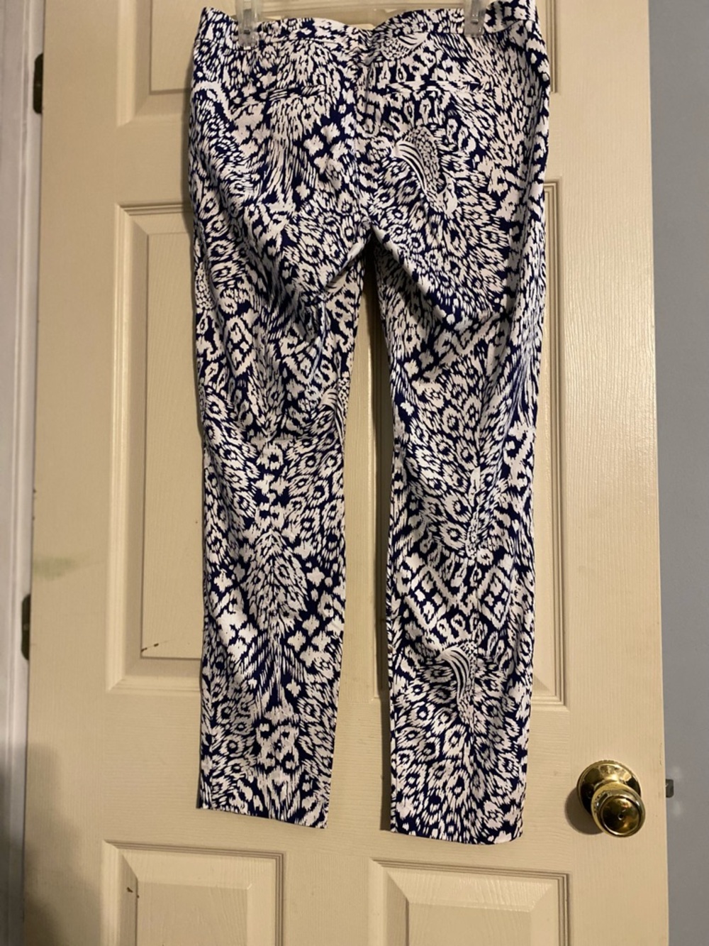 PRICE DROP Lilly Pulitzer Navy and White Ikat Slim Pants, Size 8 - Picture 2 of 3